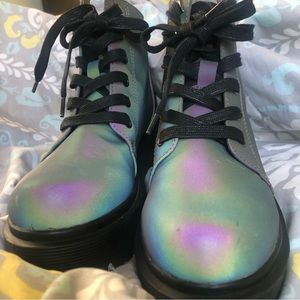 Y.R.U Slayr Reflective Boots- Size 7